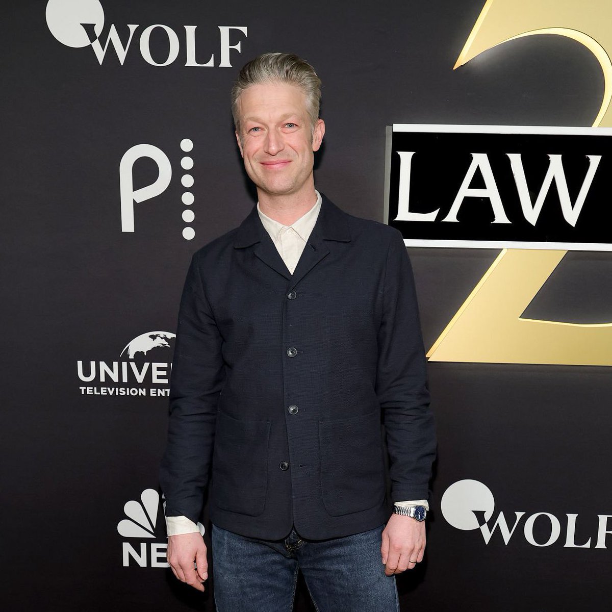 Kelli AND Peter left their houses??? It’s a Christmas miracle ✨