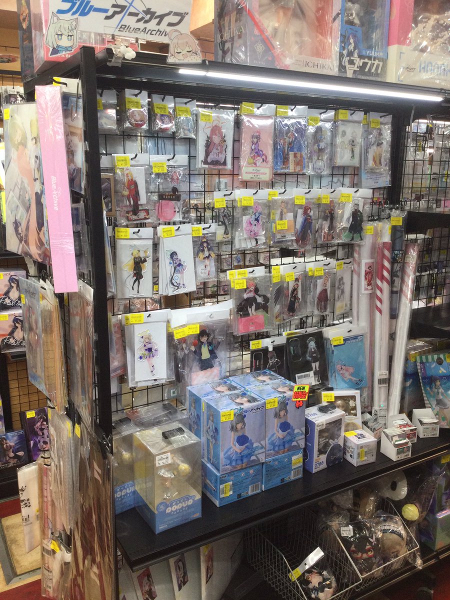 🌞おはようございます🌞
本日も #ムーラン本店 オープン中✨

当店1Fでは中古プライズフィギュア、ブルーアーカイブ大展開中❣️
最新作取り揃えております✨️

ご来店お待ちしています❣️👀✨️
 #アキバのお店