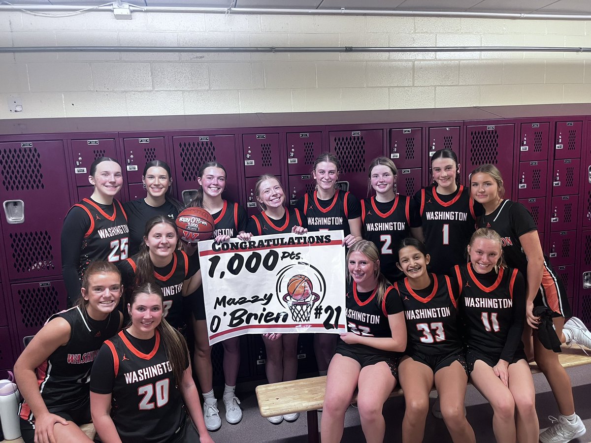 wchs_308gbb's tweet image. Lady Panthers win 64-38 at Dunlap! Congrats to Mazzy O’Brien. She joined the 1000 point club midway through the 3rd. We are so proud!