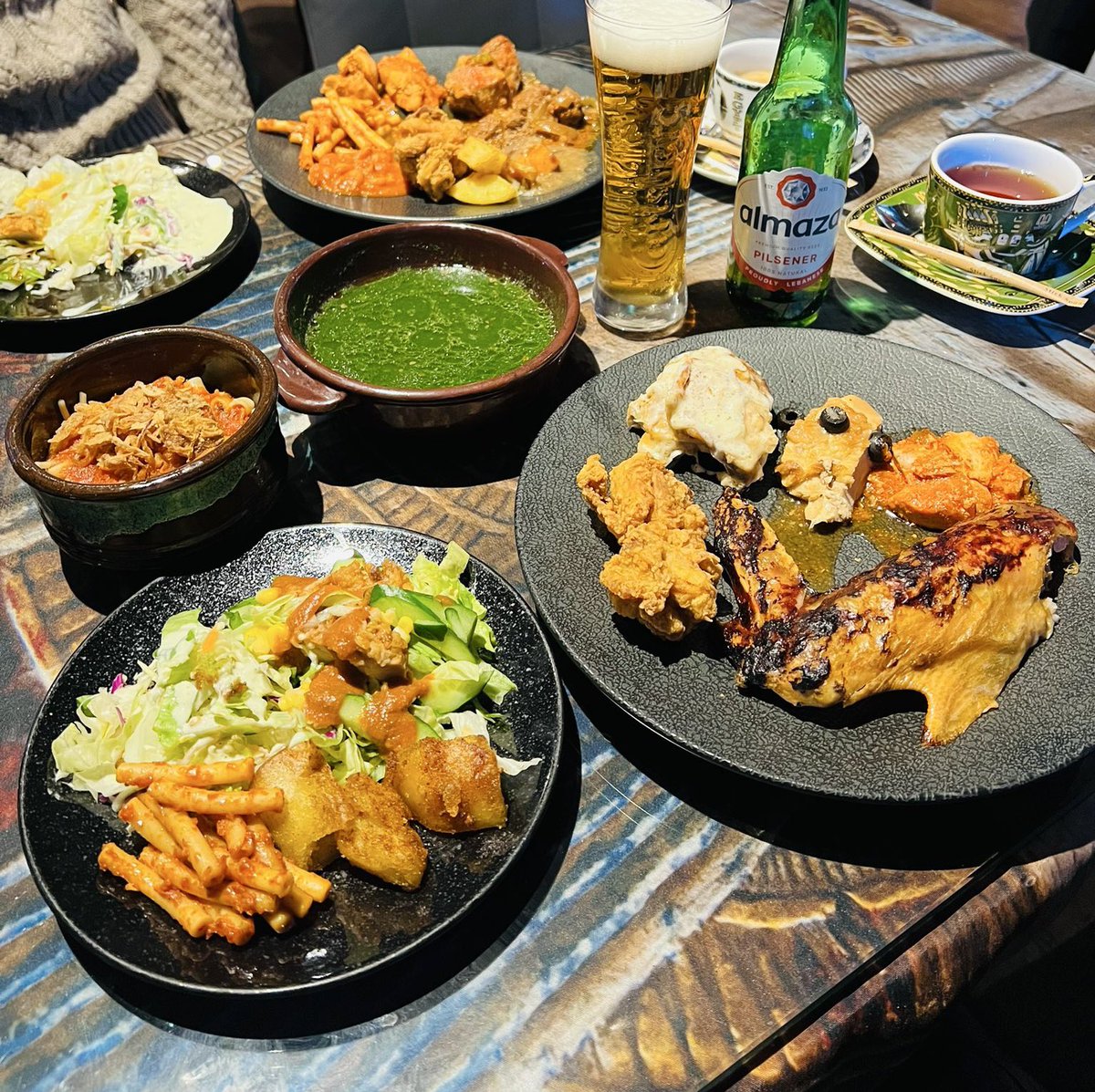 JapanSphinx's tweet image. ¥2500 エジプト料理ランチビュッフェ 🇪🇬🍽️
エジプト人シェフが手がける、本格エジプト料理を20品以上ご用意。伝統的なレシピと厳選食材で丁寧に仕上げています。

サービスドリンクとして、爽やかなハイビスカスティー🌺とレモンミントティー🍋🌿をご提供。エジプト料理の豊かな風味を引き立てます。…