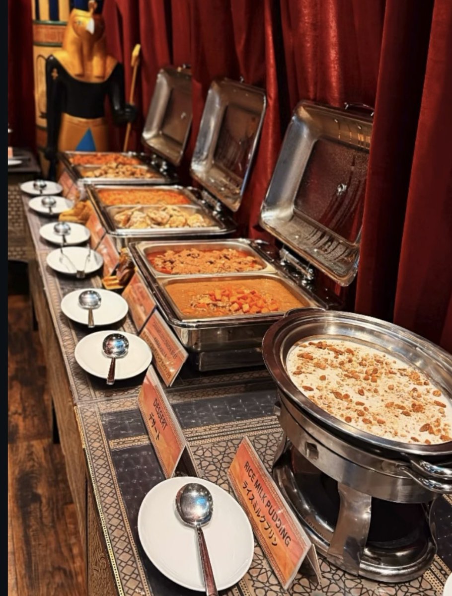 JapanSphinx's tweet image. ¥2500 エジプト料理ランチビュッフェ 🇪🇬🍽️
エジプト人シェフが手がける、本格エジプト料理を20品以上ご用意。伝統的なレシピと厳選食材で丁寧に仕上げています。

サービスドリンクとして、爽やかなハイビスカスティー🌺とレモンミントティー🍋🌿をご提供。エジプト料理の豊かな風味を引き立てます。…