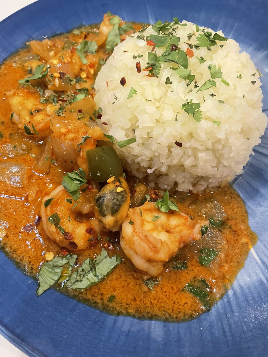 Cauliflower Rice w/Shrimp &amp; Mussels Curry #chefvnell #gottahaveitseasonings #cheflife #foodnetwork #cheftable