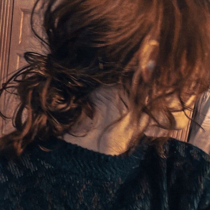 sweetcassy_'s tweet image. 𝑨𝒊𝒏𝒅𝒂 𝒍𝒆𝒎𝒃𝒓𝒂 𝒅𝒆 𝒎𝒊𝒎?//EL&amp;amp;A

fic/Lucas

Separados por uma mudança repentina, eles viveram um amor interrompido cedo demais. Anos depois, o reencontro traz à tona emoções que pareciam adormecidas. Talvez o tempo não apague o que é verdadeiro.