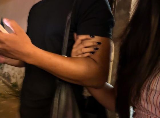 sweetcassy_'s tweet image. 𝑨𝒊𝒏𝒅𝒂 𝒍𝒆𝒎𝒃𝒓𝒂 𝒅𝒆 𝒎𝒊𝒎?//EL&amp;amp;A

fic/Lucas

Separados por uma mudança repentina, eles viveram um amor interrompido cedo demais. Anos depois, o reencontro traz à tona emoções que pareciam adormecidas. Talvez o tempo não apague o que é verdadeiro.