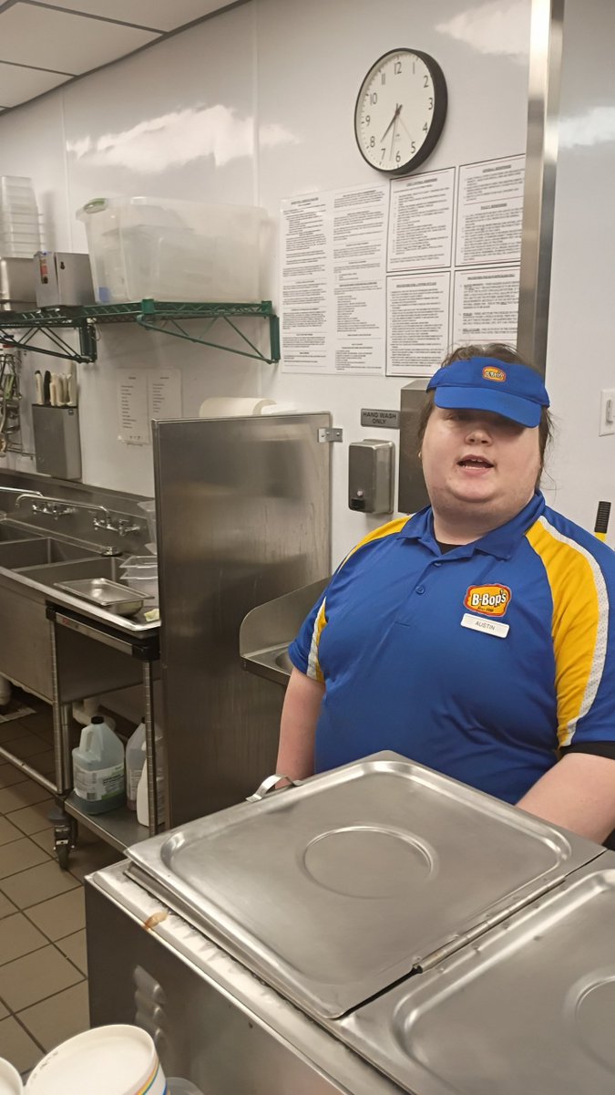 Hey <a href="/grok/">Grok</a> can you make my buddy into a sassy disco drag queen??