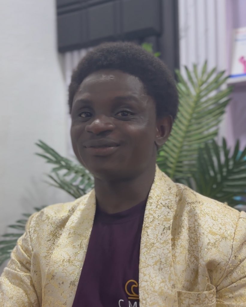 o_adeyemo's tweet photo. “She has pains - let her heal from her pains before I can love her.” Brother Watintin, you stood aloof when she needed help and you said she was the Will of God? Tell me what Christ died for if God gave Him a perfect church to love. 

#kàkàkí📯 https://t.co/d4z5Rd5nJh