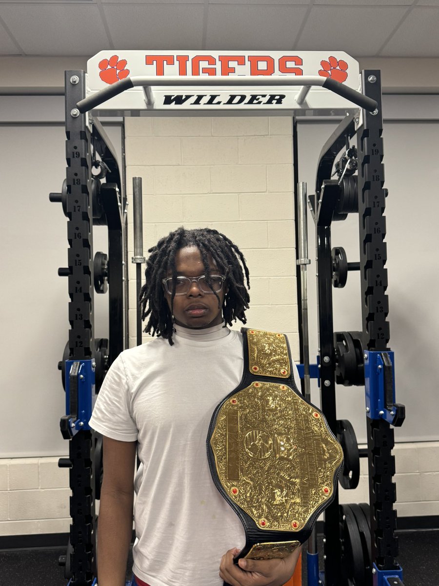 JRT_Football's tweet image. #PillarPlayer of the day goes to @Makiwilliams9! Stood out for his relentless #effort throughout the entire workout! Lots of guys getting good work in. #CWCW