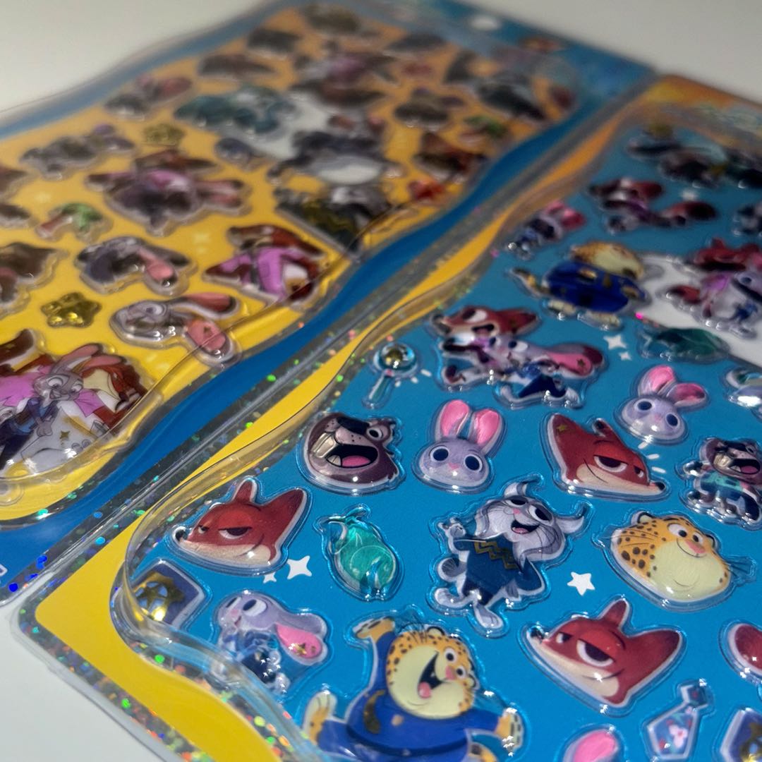 innclive's tweet image. 【新商品入荷情報】

カミオジャパンより、絶賛映画上映中「ズートピア2」のぷっくり立体的なプチドロップシールが入荷しました！！

絵柄違いで2種類登場😆💖

各種400枚ご用意して、本日1/7の19：00より下記URLにて販売開始いたします！👇
item.rakuten.co.jp/innclive/22311……