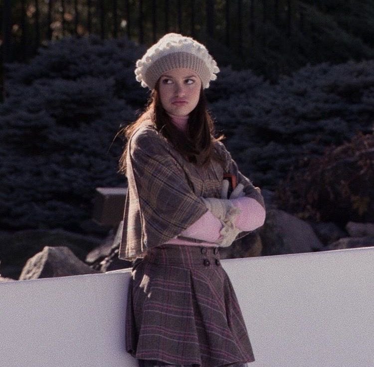 블레어 스케이팅 룩 넘 기여움
케이프랑 동글이모자