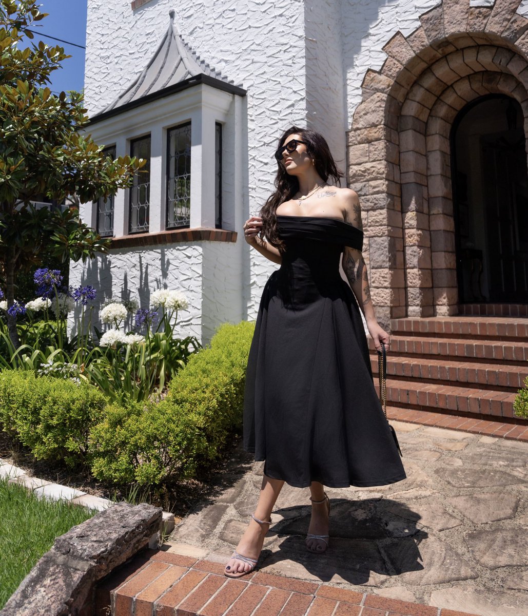 carly electric tweet media