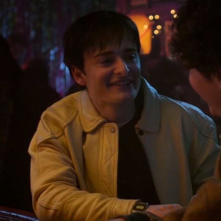 youre telling me they had will looking cunty as hell behind the scenes of the epilogue, just to cgi those fuck ass bangs on to his head. i can not