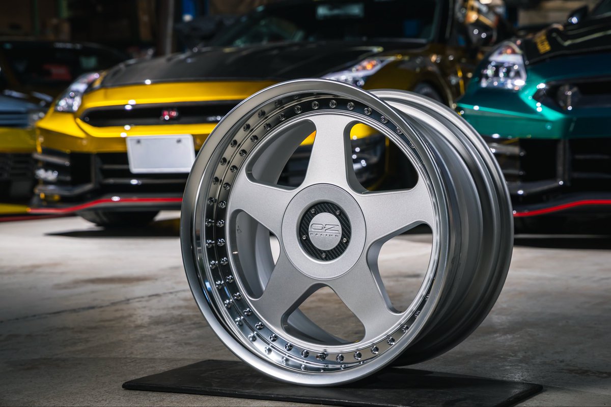 web_option's tweet image. 【特大速報】
あの名作ホイール「OZ フッツーラ」がついに復活!です！

motor-fan.jp/article/136412…