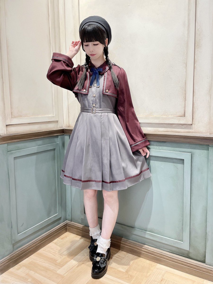 New Brave Heart レイヤードプリーツワンピース グレー/ボルドー