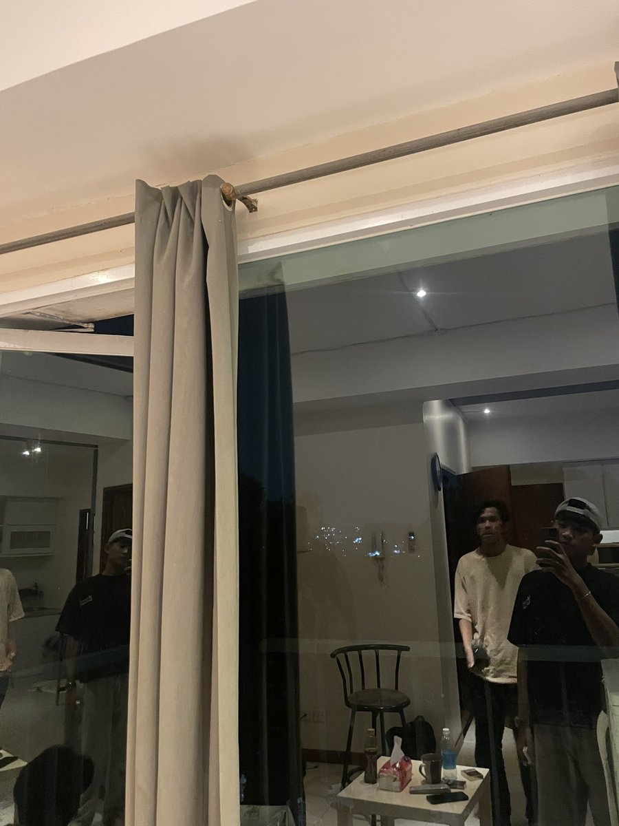 napeaceee tweet media