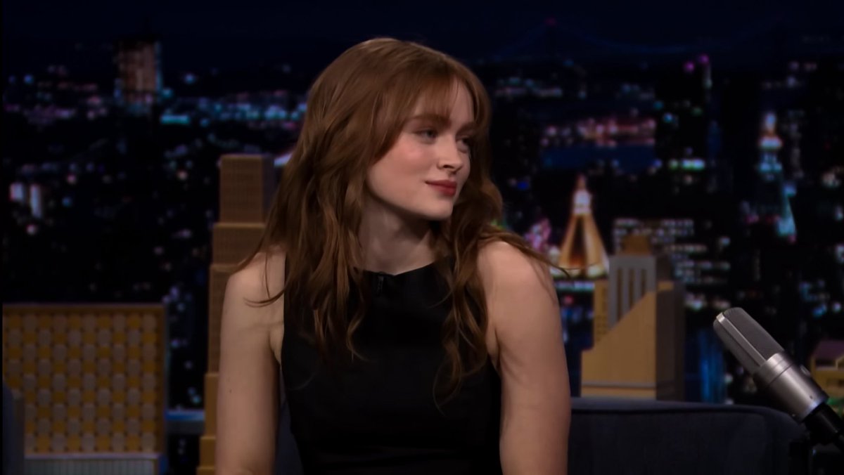 misfitsjinx's tweet image. whatever you say beautiful