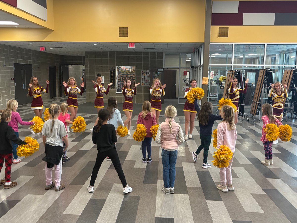 Harrisburg Cheer tweet media