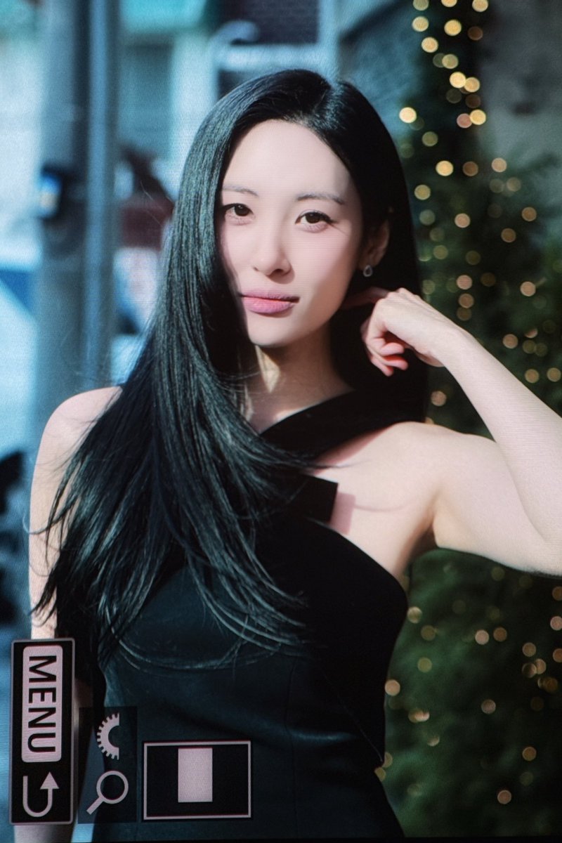 260107

추운데ㅜㅜㅜㅜ 내려주셨어…😭😭💜💜
#선미 #SUNMI