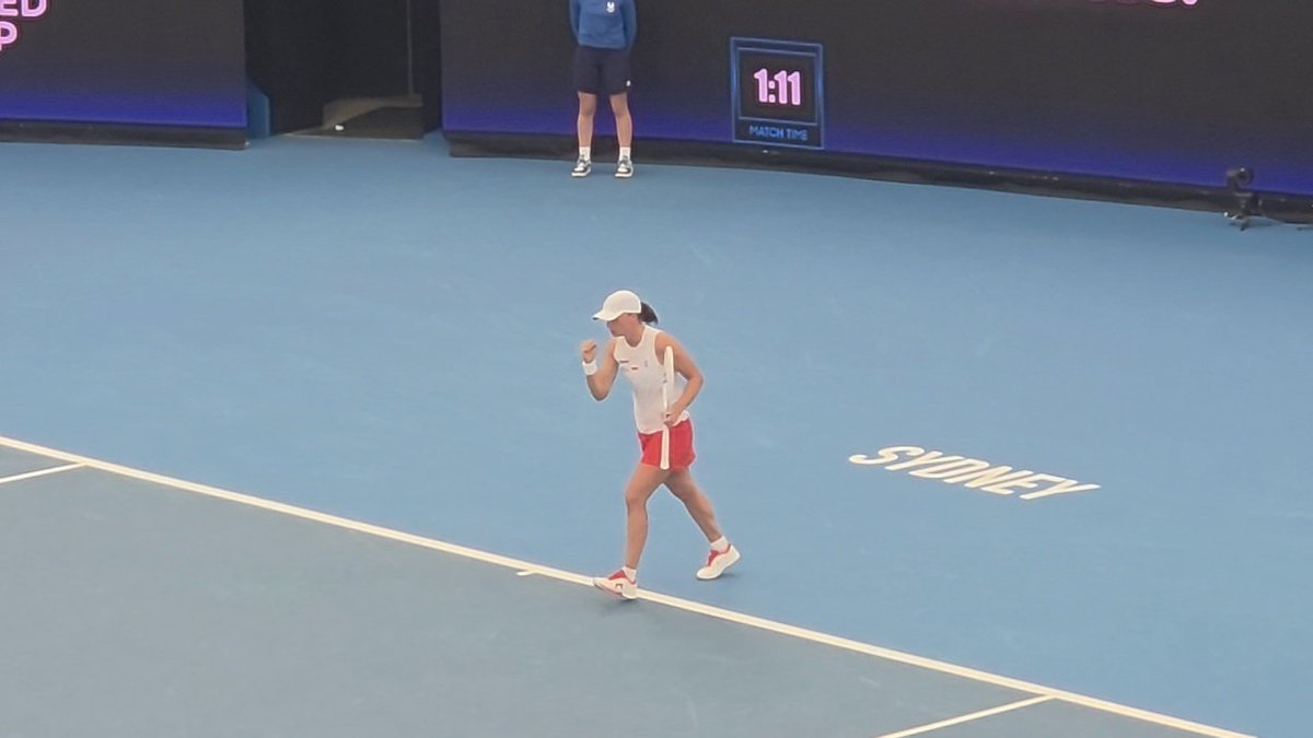 Cejayef's tweet photo. Great straight sets win for @iga_swiatek at the #UnitedCup in #Sydney https://t.co/ksepYfC5FM
