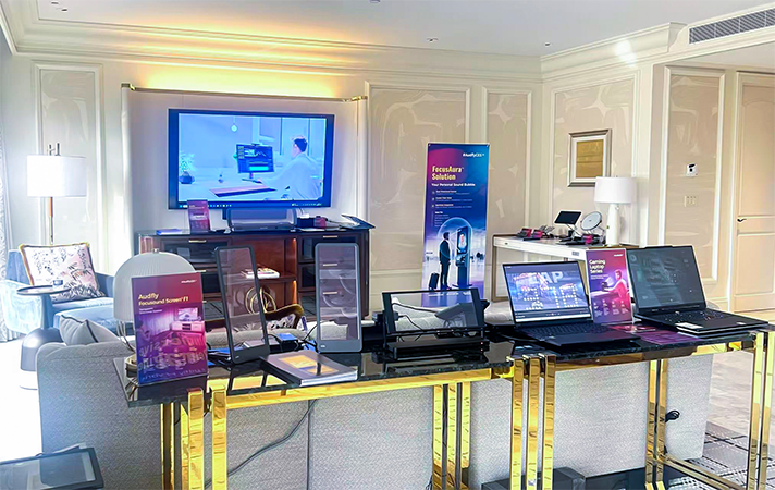 audflyspeaker's tweet image. 🎉 Day 1 at #CES2026

Amazing first day welcoming visitors to our private suite in Las Vegas. Guests experienced personal sound zones and private open-ear audio — all without headphones.

This is just the beginning — More to come.

#Audfly #DirectionalAudio #SpatialAudio