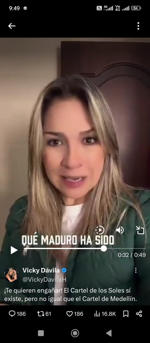 CarpMadeira1985's tweet image. Me desespera verle la cara de tragedia a esta gran hijueputa y el poco de muecas que tiene que hacer para publicar un hijueputa vídeo. Perra malparida