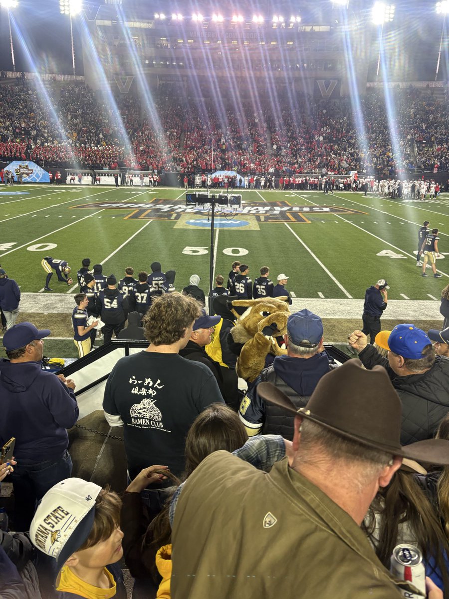 Coach Dusenbury tweet media