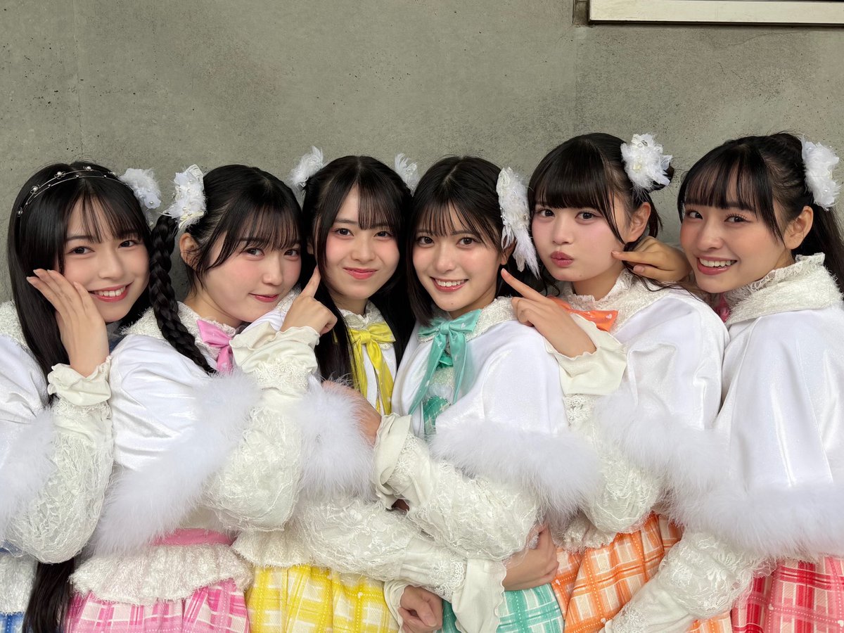 stan__staff's tweet image. 💿🪽

⋰

1st SINGLE 『 STARlighT 』
12/31付 オリコンデイリーランキング 1位❕
1/12付 ウィークリーランキング 2位 🪽🌟

⋱

いつも応援してくださっている皆さま
本当にありがとうございます🤍
これからも一緒に夢を叶えていきましょう🪽

#StraightAngeli #ストアン