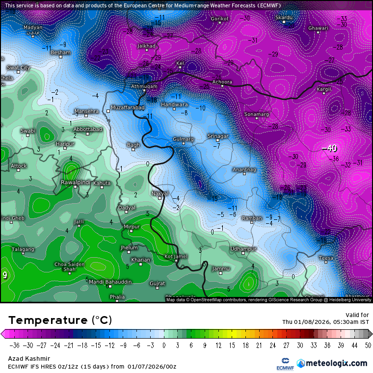 KashmirWeather2's tweet image. 🥶⚠️A #Severe cold wave is expected to hit Jammu and Kashmir starting tonight and lasting until January 10 As previously mentioned temperatures in the plains could drop to between -5.0°C and -10.0°C

     South #Kashmir Plains Temperatures may range from -6.5°C to -10.0°C,