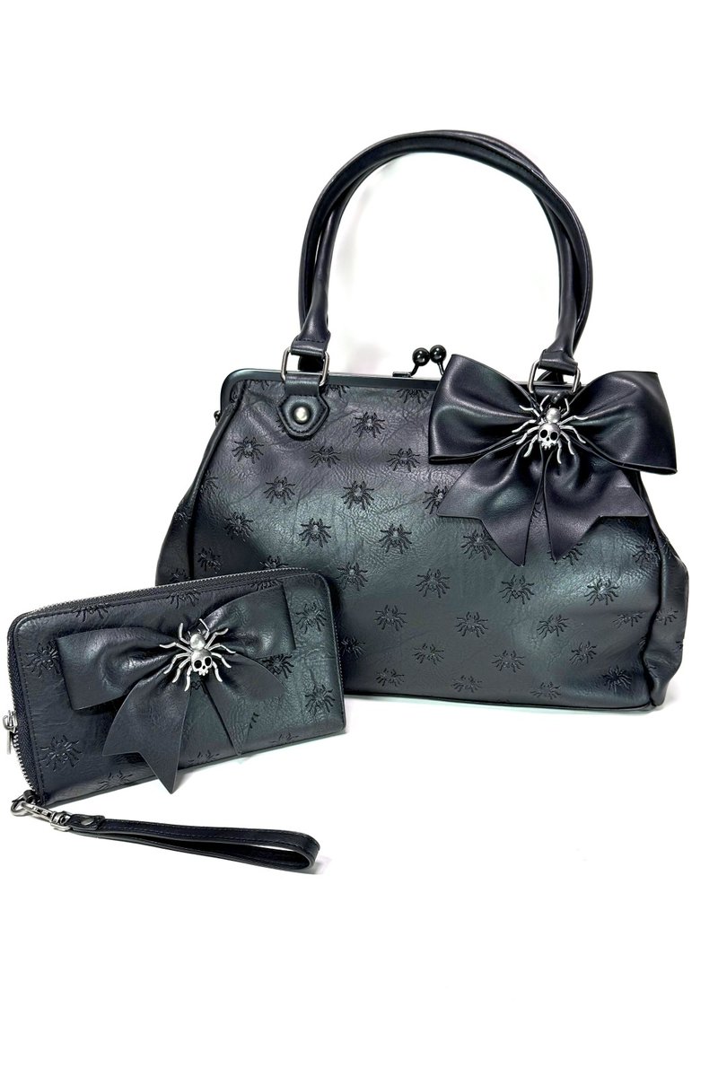 KILL STARの蜘蛛の総柄エンボスデザイン🕷 揃えてもかわいいシリーズ