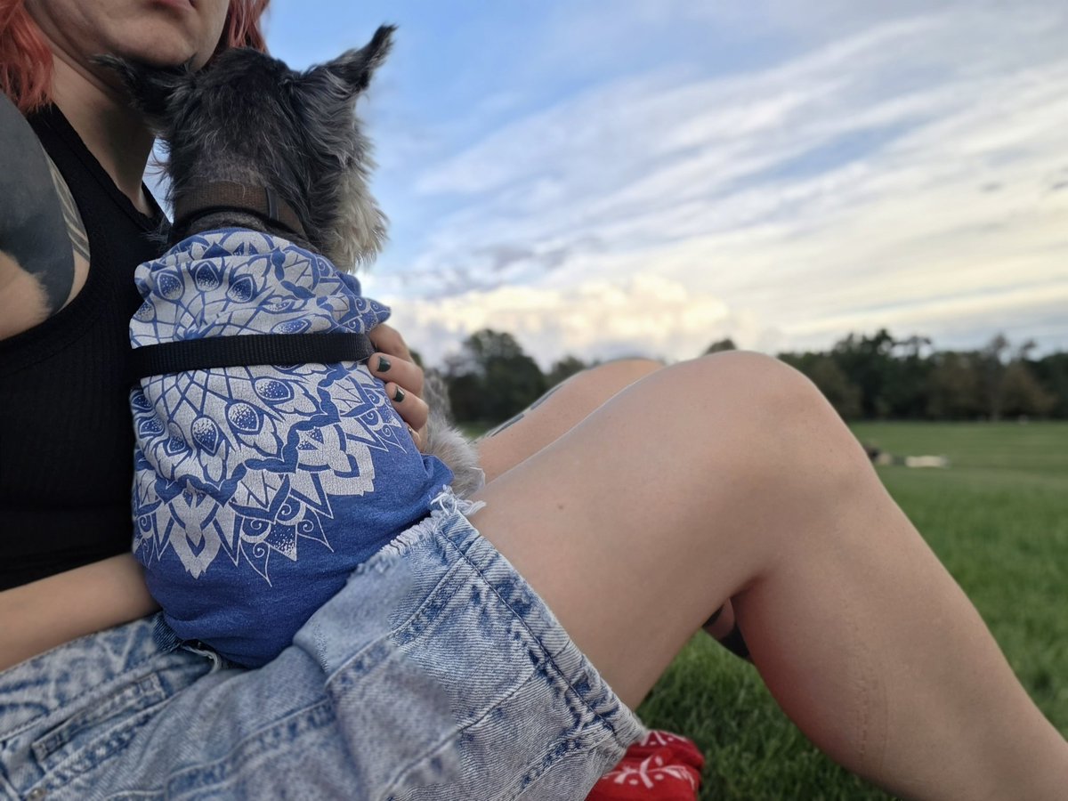 I miss my dog so fucking much. I'd give anything to be able to hold him one last time