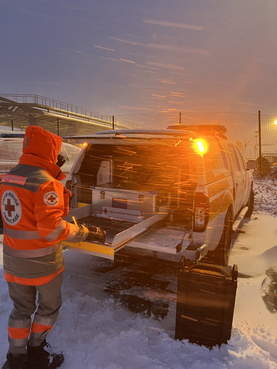 #Direct Intervention en cours avec la <a href="/sanef_1077/">Sanef 107.7 🎙️</a> 

Nos bénévoles sont mobilisés suite aux intempéries touchant notre département.