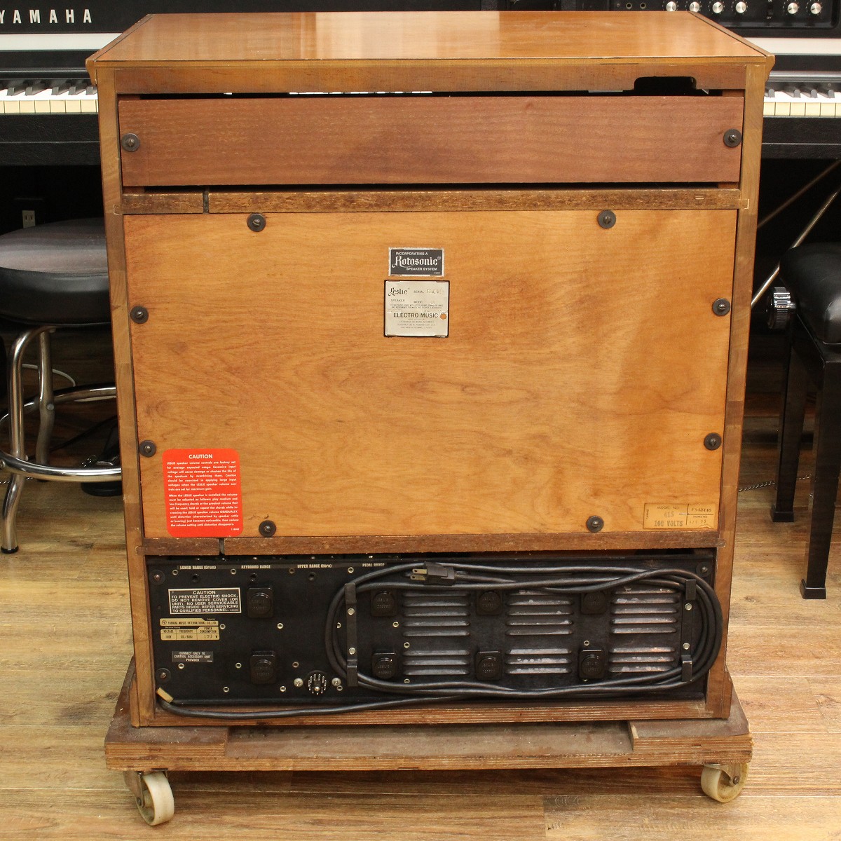 レスリー　415 モデル スピーカー LESLIE MODEL 415が中古で入荷！ 伝統的な木製レスリースタイルの