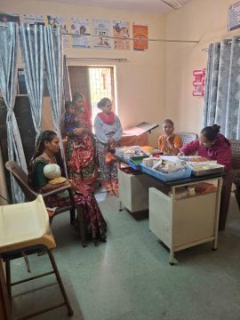 આજ રોજ વડોદરા જિલ્લાના તમામ આયુષ્માન આરોગ્ય મંદિર ખાતે મમતા દિવસની ઉજવણી કરવામાં આવેલ જેમાં બાળકો તથા સગર્ભા માતાઓનું વજન, ઉંચાઈ તેમજ રસીકરણ કરવામાં આવેલ અને આરોગ્યલક્ષી શિક્ષણ આપવામાં આવેલ.

<a href="/CMOGuj/">CMO Gujarat</a> 
<a href="/GujPRHDept/">Panchayat, Rural Housing & Rural Dev. Department</a> 
<a href="/Info_Vadodara/">Info Vadodara GoG</a> 
<a href="/GujDCoffice/">Guj DCoffice</a> 
<a href="/InfoGujarat/">Gujarat Information</a> 
<a href="/CollectorVad/">Collector & DM Office Vadodara</a>