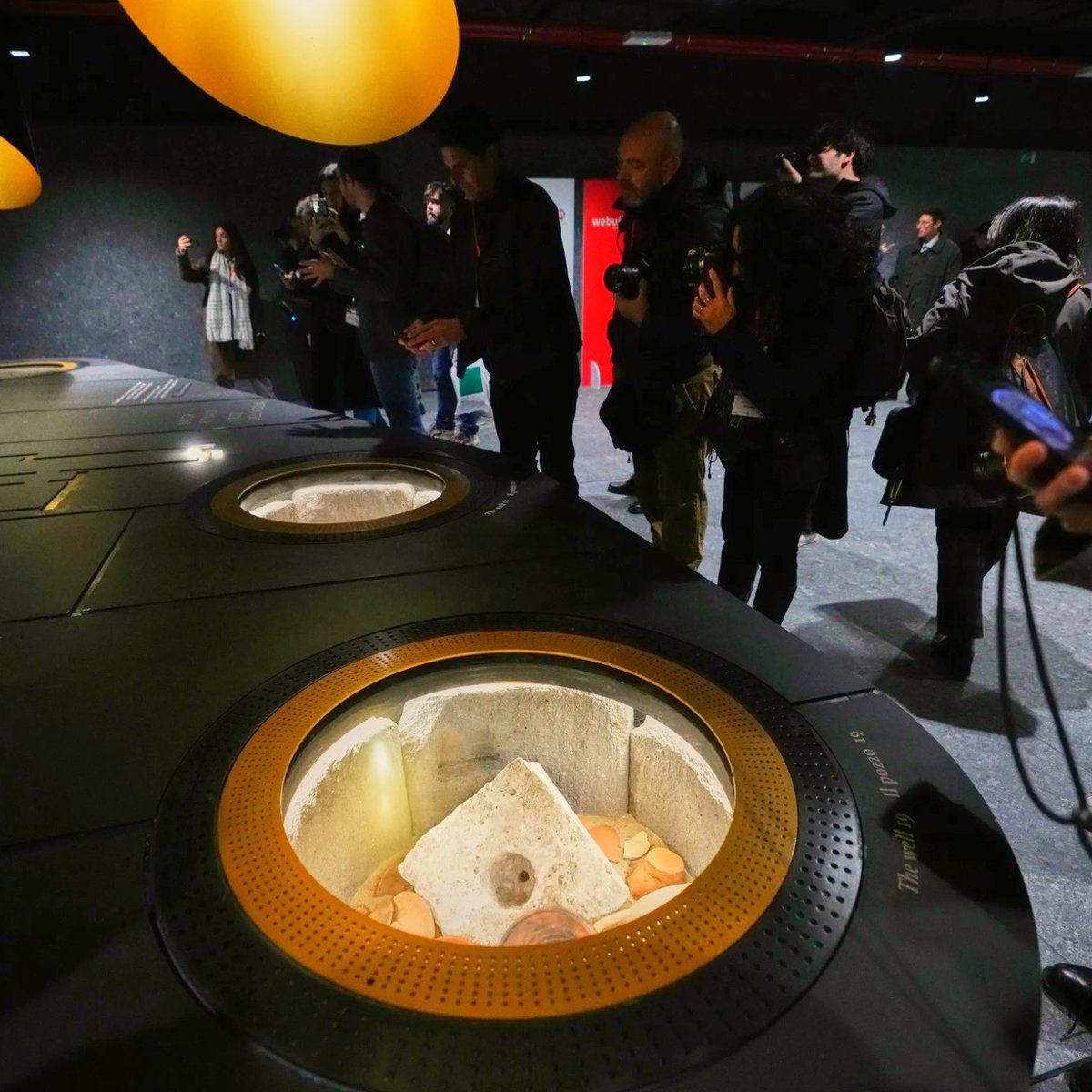 Trip's tweet image. Subway expansion projects in Rome frequently reveal layers of ancient history beneath the city. So, the Colosseum station became more than a stop — it’s now an active archaeological site.

Commuters can literally time-travel while waiting for the train, surrounded by history and…