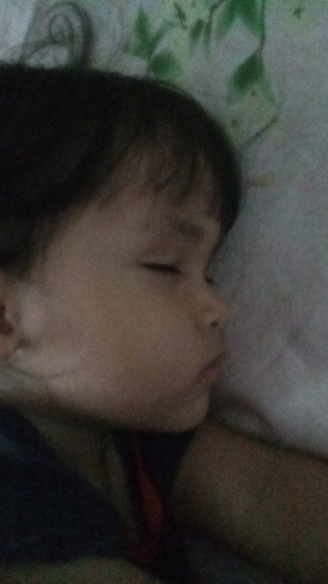 graceouus's tweet photo. "una ngga bobo ciang mamaa"
5 minutes later : https://t.co/O4vgceBASl