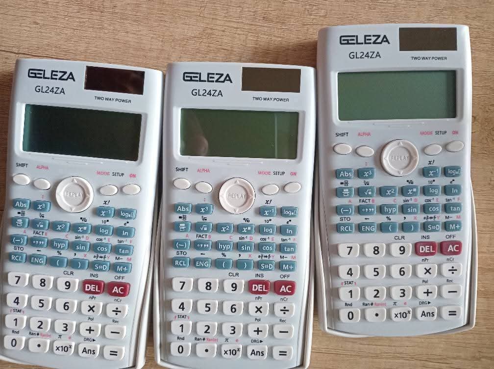 SBmatters_za's tweet image. Mothupi Kgopa is a mathematician who launched his own scientific calculator  called GELEZA. This comes after he was shocked at how expensive they cost.

He says no SA child should pay R300 for a calculator.

His calculators retails for R150