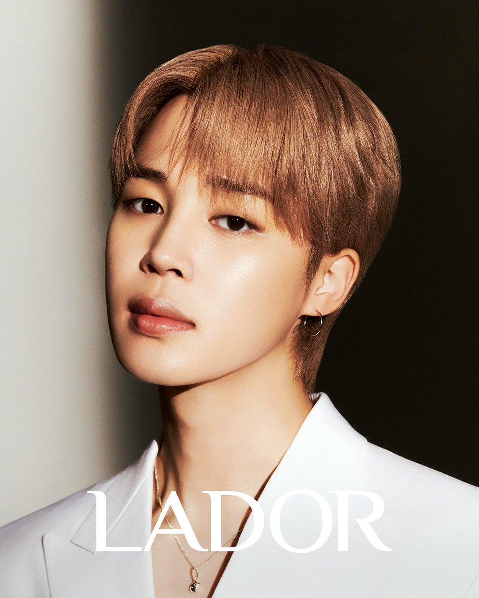 JAKSAL_5813's tweet image. #JIMINxLADOR