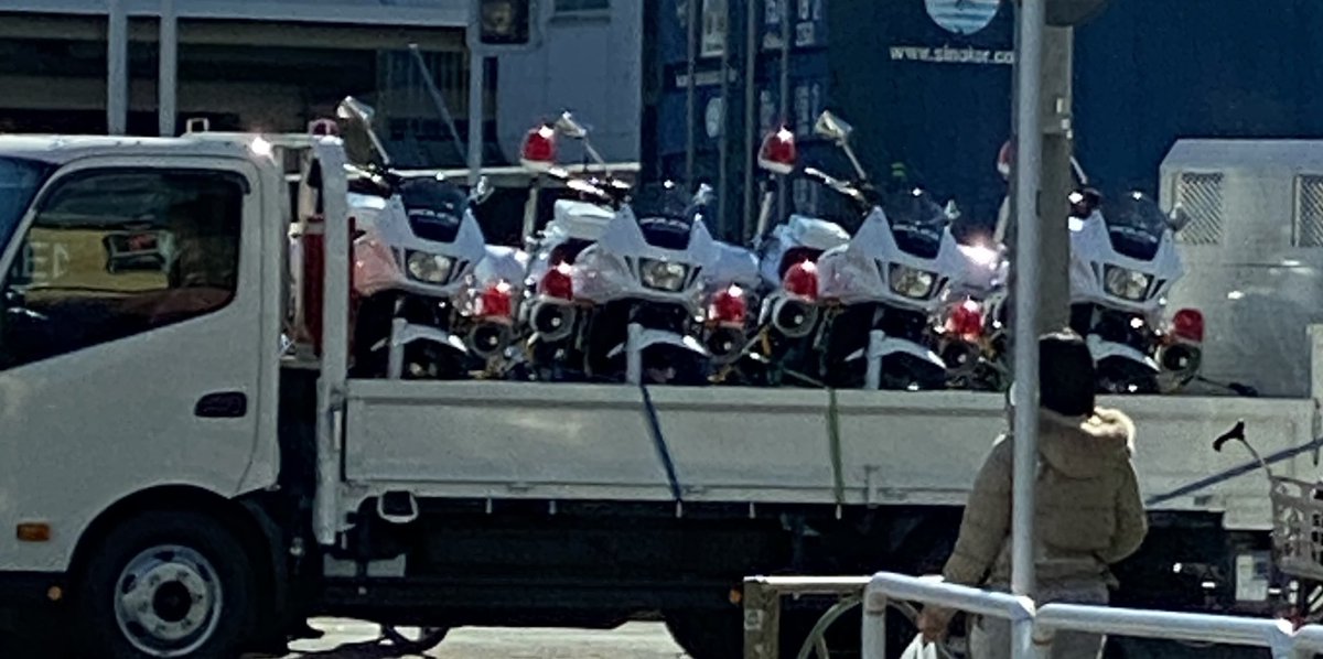 コメント者10/9 大17 2023 Kawasaki ZX1002LPFAL NJA ZX10RKRTA - 998cc Prices and Values