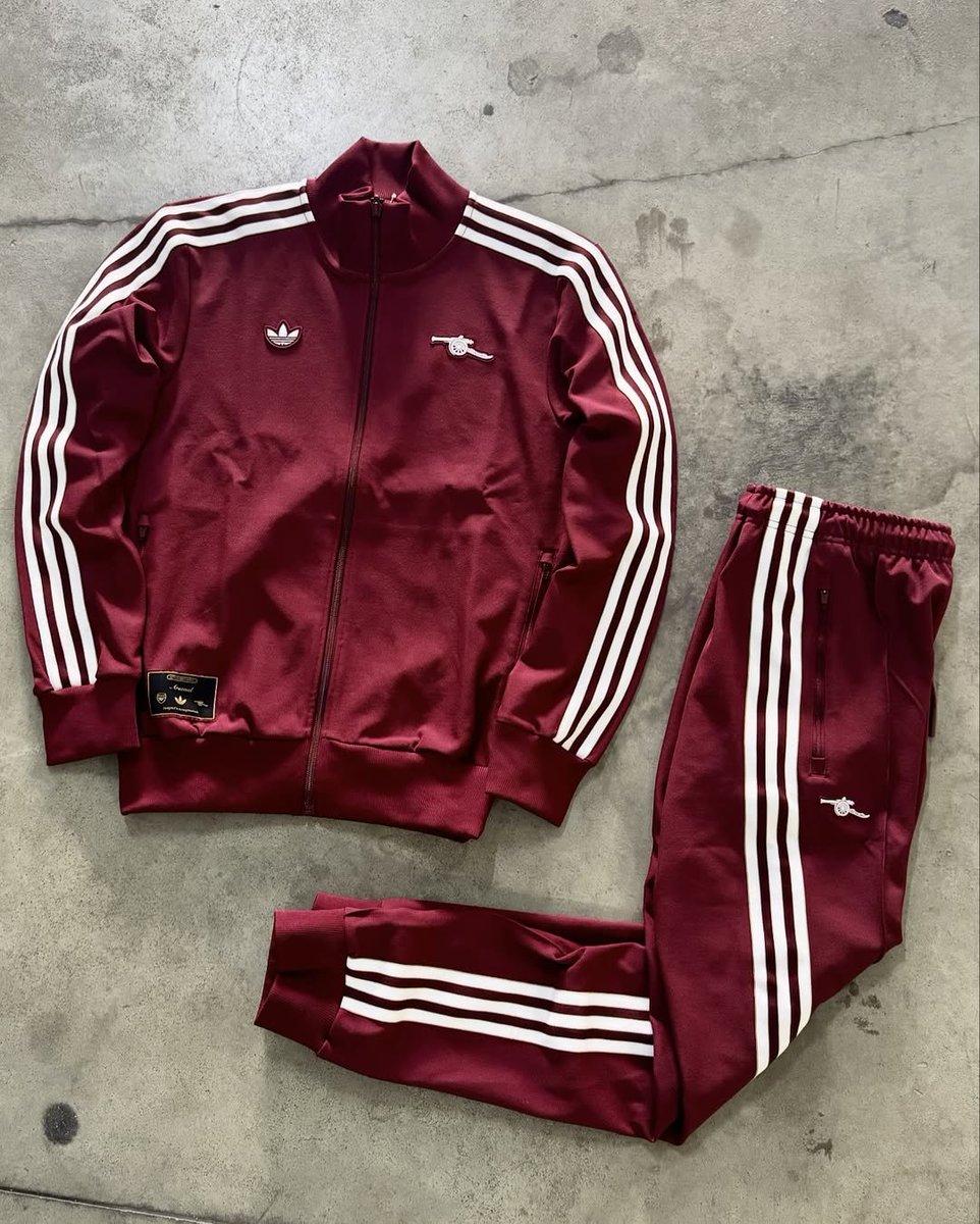 cwharris773's tweet image. Mandatory cop.
Too dope 💯
#Arsenal
#Adidas
#ShellToes