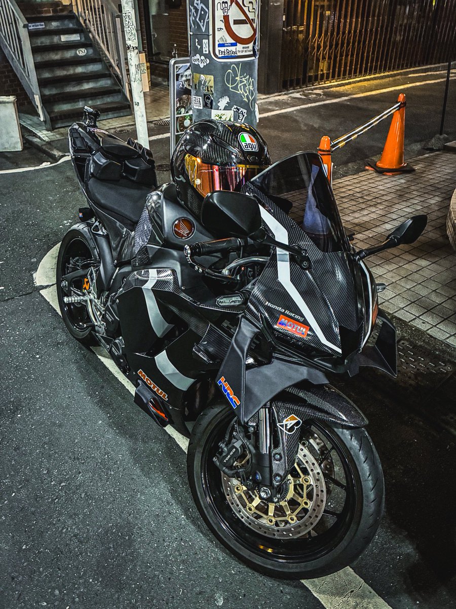 年末年始休暇custom

#cbr600rr
#ロクダボ