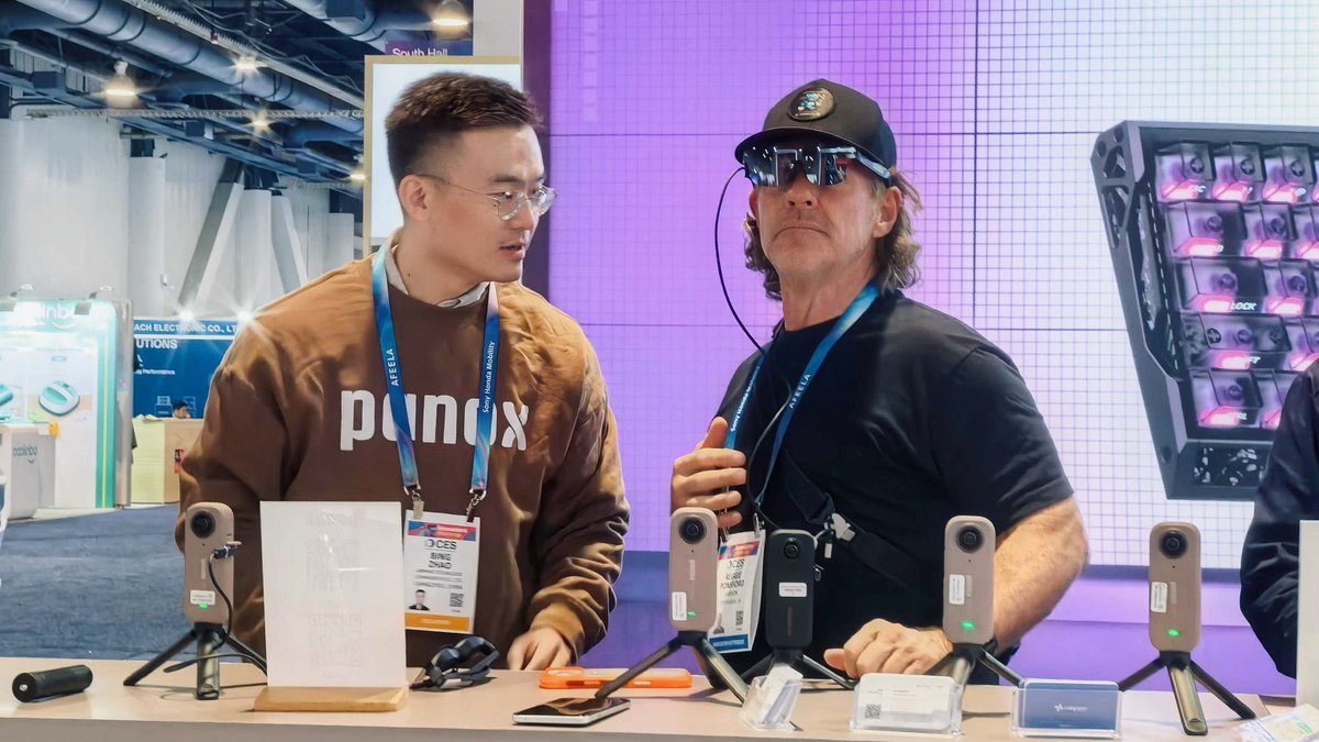 PanoX tweet media