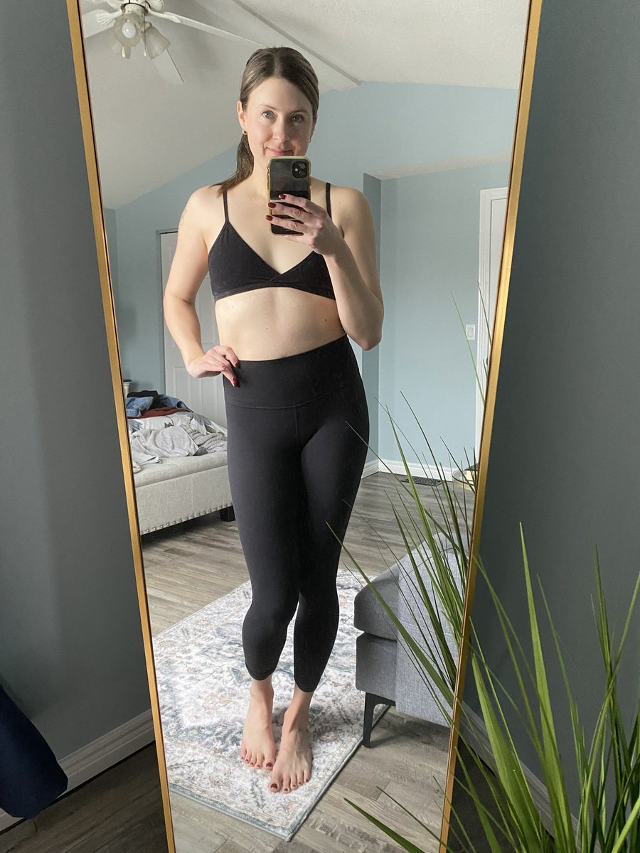 Elizabeth 😇 tweet media