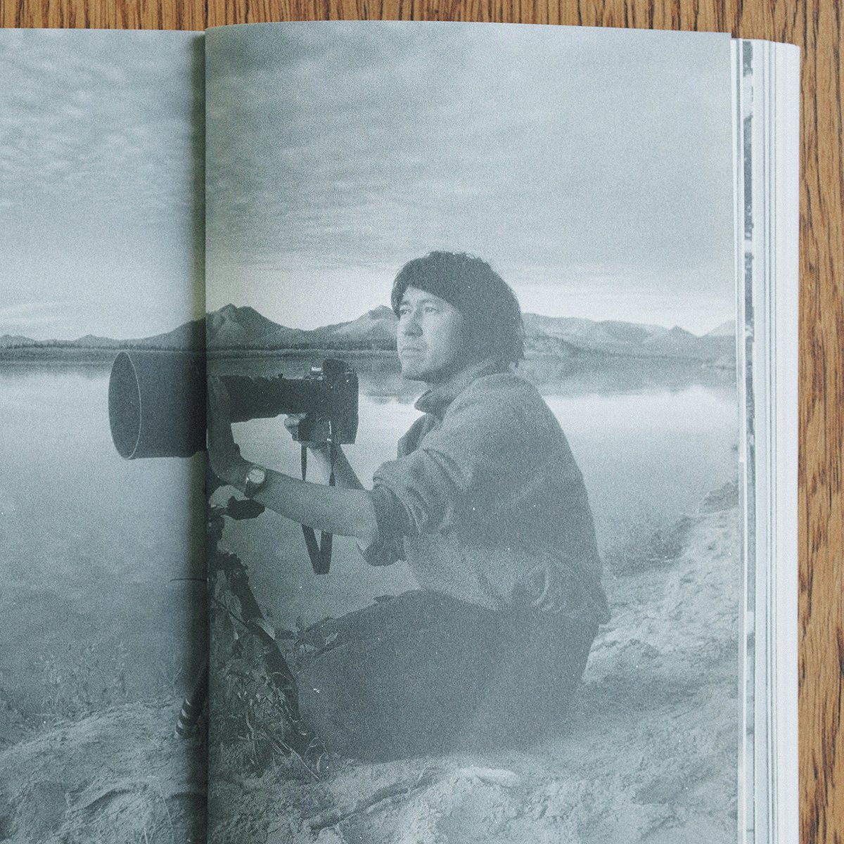 muji_net's tweet photo. 「遠くても、想像することで、いつでもその場所に行ける」
皆川明が読む、星野道夫
https://t.co/MD8rPw2ImA

#MUJIBOOKS    文庫本「人と物」シリーズ https://t.co/AnaosF59jF