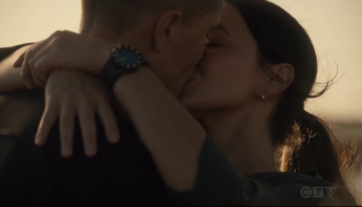 Ella ✨ tweet media