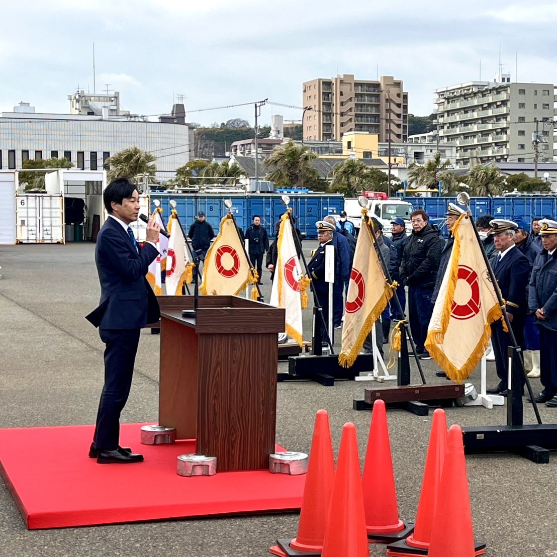 神奈川県水難救済会東部地区水難救助訓練に出席。 県内漁業協同組合の