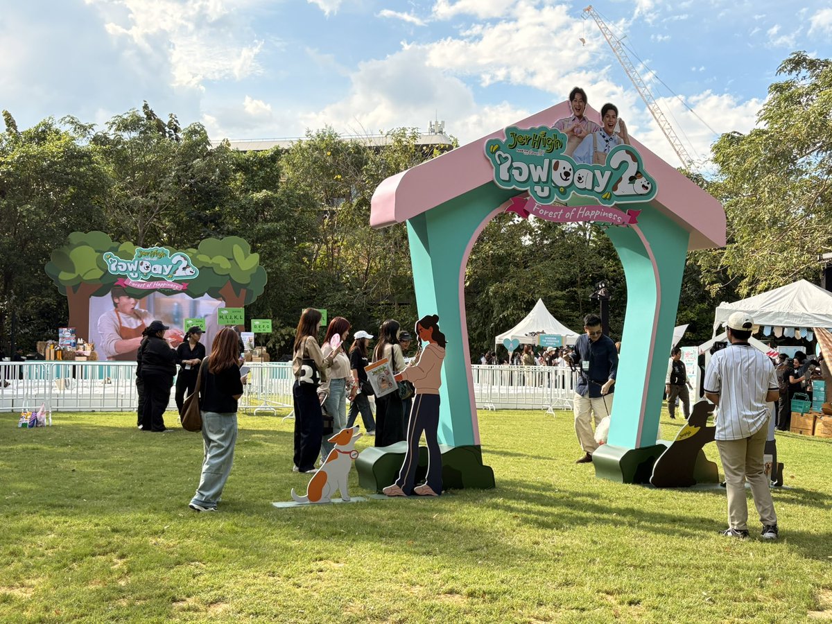 bigbitehouse's tweet image. 🥳 ภาพงานบริการจัดเลี้ยงในงาน #jerhighใจฟูday2 with #พี่จอง &amp;amp; #คัลแลน 🫶🏼
🚩 #Jerhighthailand 
🙏🏼 #BigBiteCatering ขอบคุณที่ใช้บริการ 

📌 แพคเกจฟู้ดซัพพอร์ต เริ่มต้นเพียง ฿5,500
Line : lin.ee/AFpDLjvG

#foodtruckthailand #foodsupportthailand
#พี่จองคัลแลน #MQDC