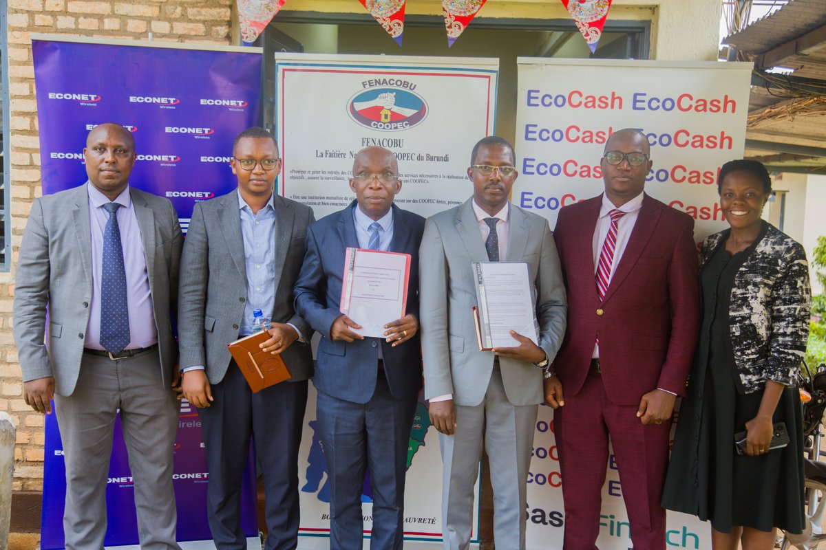 🚀🤝 EcoCash x FENACOBU | Les agents au cœur

À Gitega, EcoCash et la FENACOBU ont signé un partenariat stratégique pour faciliter l’accès des agents aux liquidités et e-values, et permettre aux clients FENACOBU d’effectuer des transferts via EcoCash. 🌍💳
#EcoCashxFENACOBU