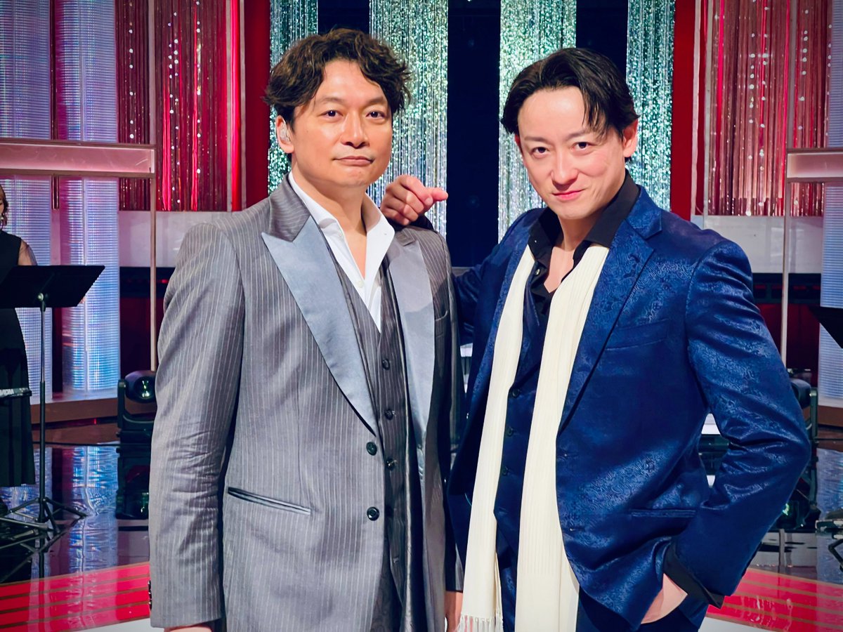 oricon's tweet photo. 香取慎吾＆山本耕史、
2人だけのライブ＆トークショー初挑戦❗️
NHK BSで特集番組『ふたりフェス』放送

2人でアイデアを出し合い作り上げたステージ
トークやデュエットなど音楽コラボも🎸

💬コメントあり
https://t.co/0fNkZP8F0Z

#ふたりフェス https://t.co/hatmw151AP