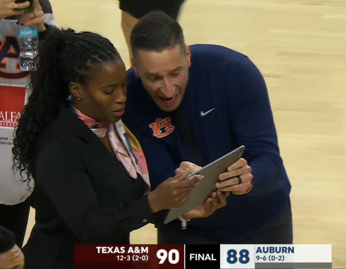 No Context College Basketball (@contextfreecbb) on Twitter photo 