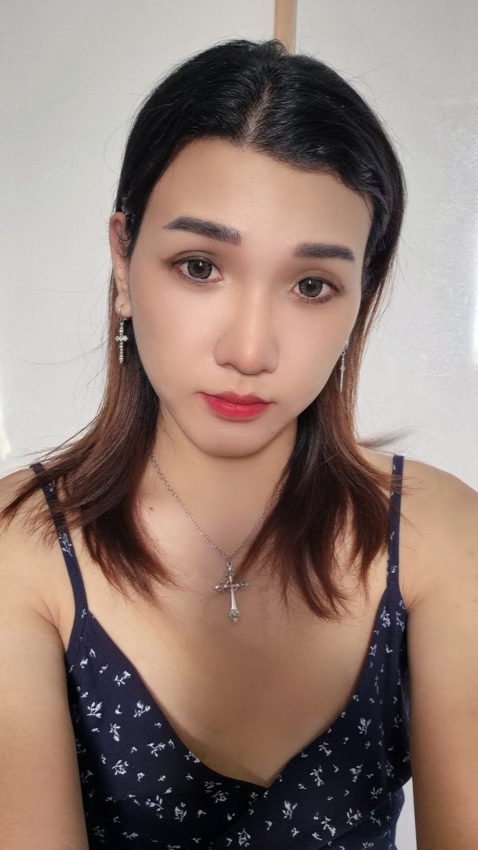 Skylar Pow tweet media