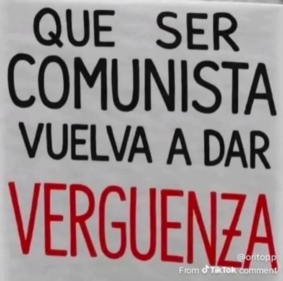 NotthereMinnie's tweet image. Coño todo el mundo sabe que los venezolanos nos bebíamos de recién nacidos 100ml de petróleo ligados con 10ml de leche, eso es obvio